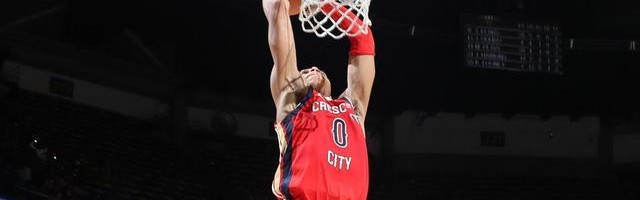 开云体育-狂轰滥炸！鹈鹕单节轰50分、全场砍156分 均创队史纪录